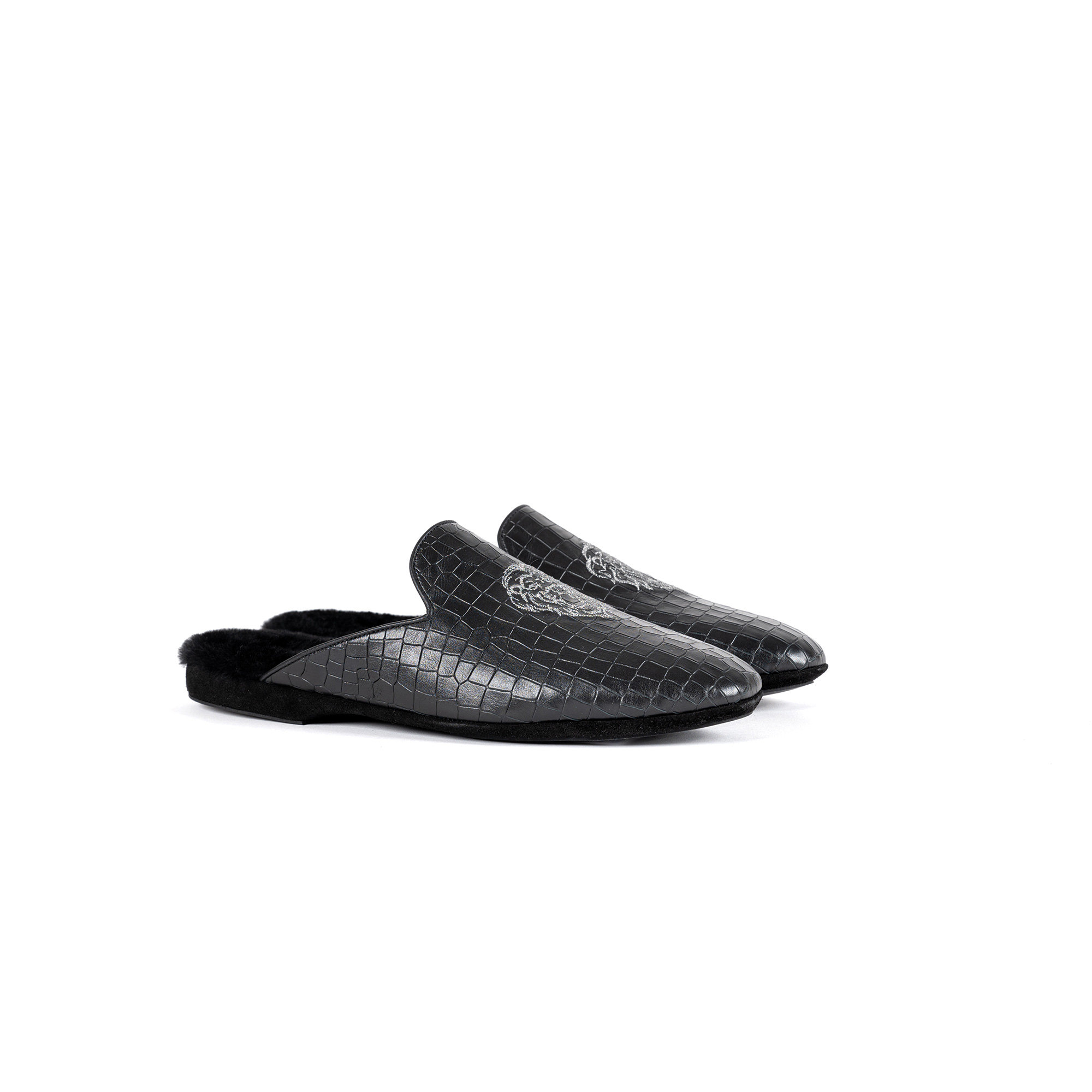 Luxury indoor slipper in black crocodile printed leather - Farfalla italian slippers