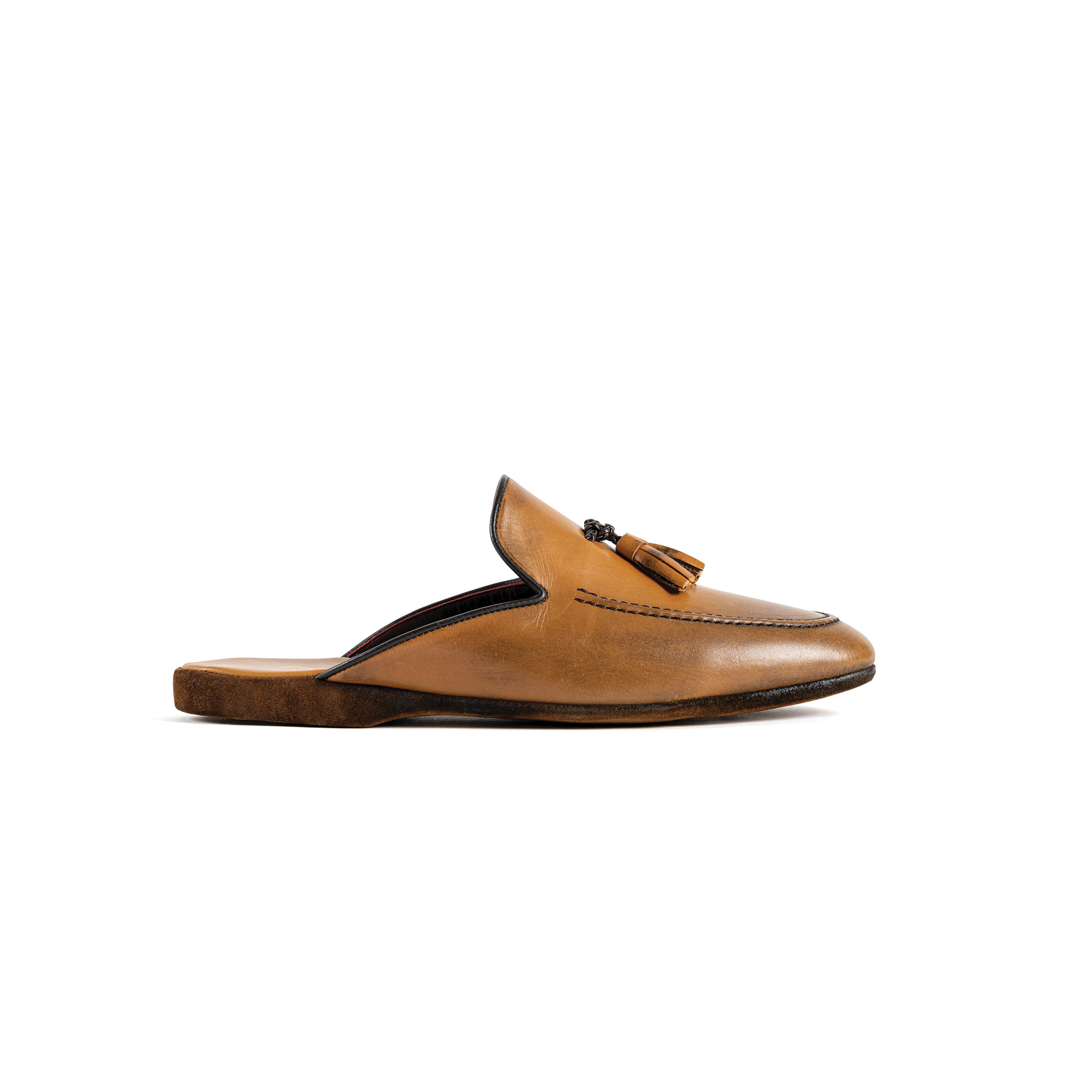 Classic indoor slipper in leather-colored calfskin - Farfalla italian slippers